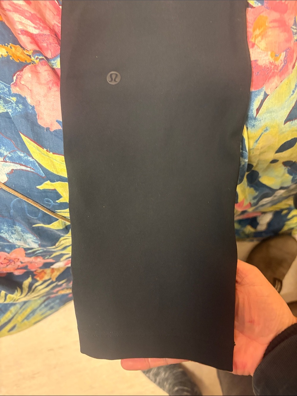 lululemon athletica Black Women’s Pull-On Track Joggers - Picture 6 of 6